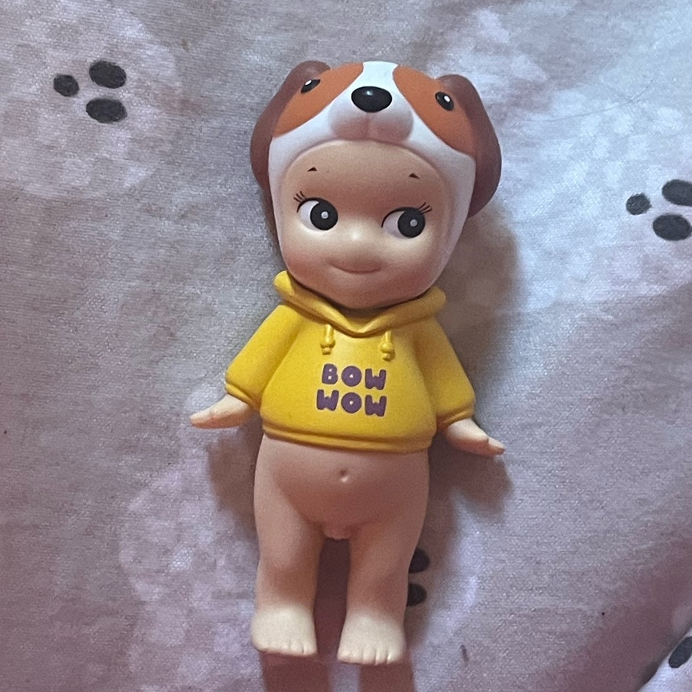 Beagle Sonny Angel from the Dog Time series.